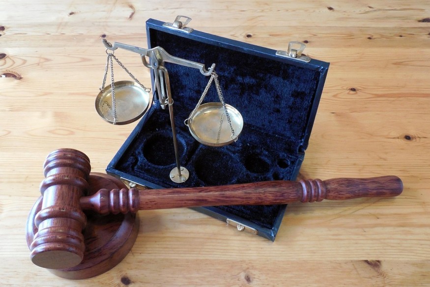 L'enquête sur la remise en liberté de la mère se poursuit cette semaine