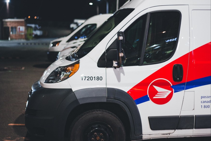 Postes Canada abolira progressivement la livraison du courrier à domicile dès 2027